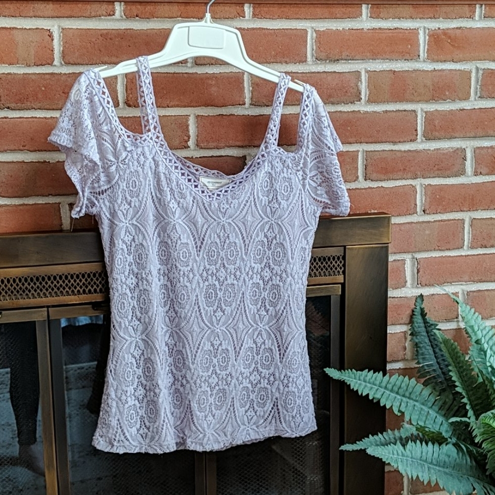 Lilac Cold Shoulder Lacey Top